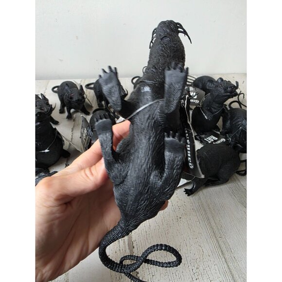 Greenbrier graveyard rat squeak Halloween mouse set lot huge prop decor lifelike - Picture 6 of 11